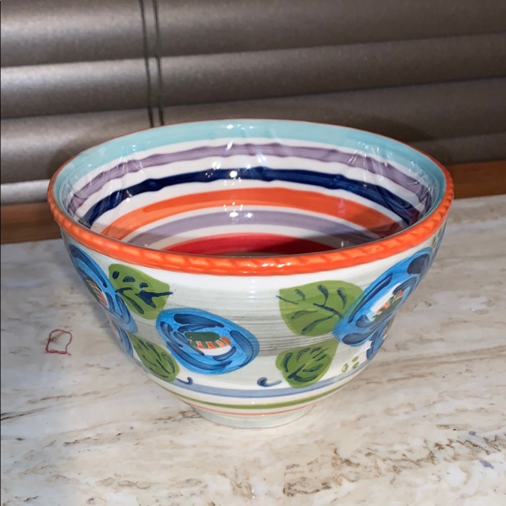 Small Decorative Bowl NWOT Micro & Dishwasher Safe